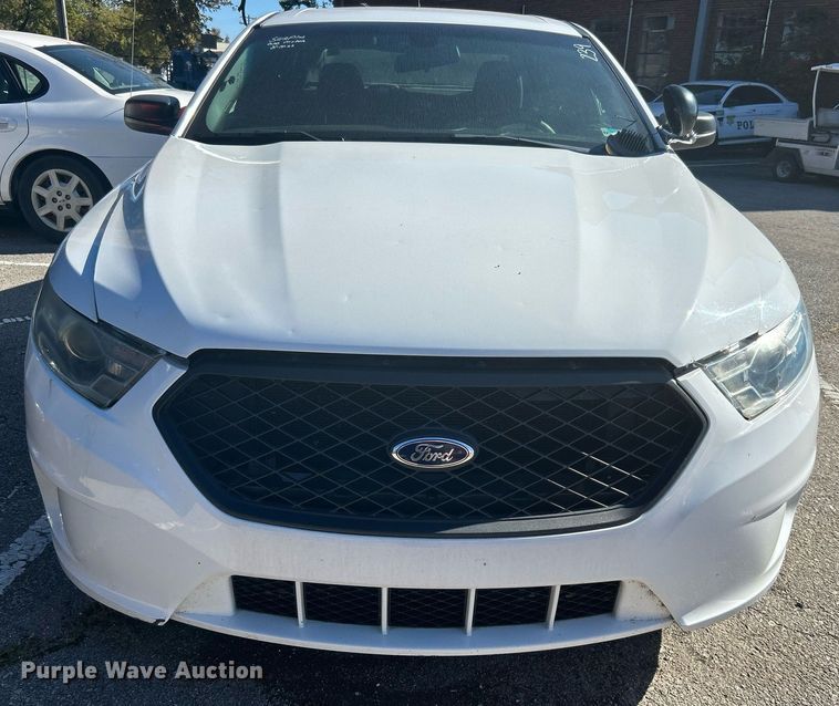image for item OM9017 2015 Ford Taurus Police Interceptor