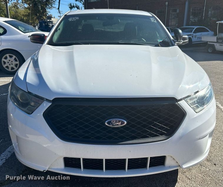 image for item OM9017 2015 Ford Taurus Police Interceptor