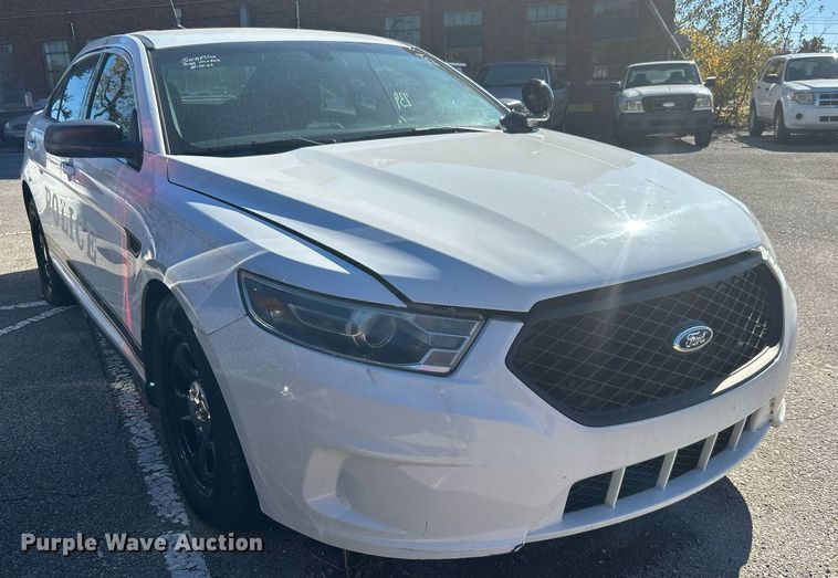 image for item OM9017 2015 Ford Taurus Police Interceptor