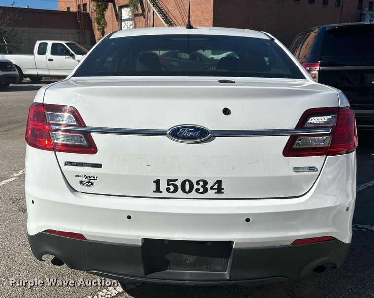 image for item OM9017 2015 Ford Taurus Police Interceptor