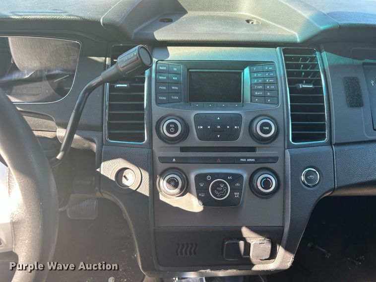 image for item OM9017 2015 Ford Taurus Police Interceptor