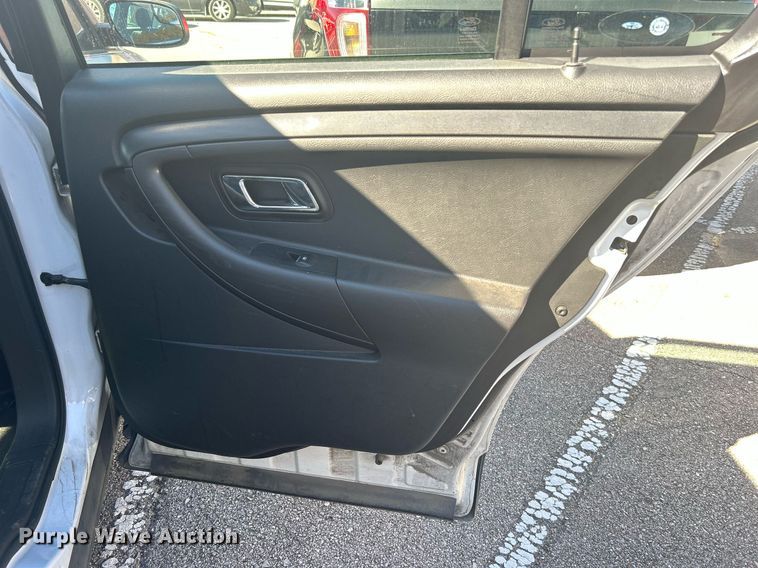 image for item OM9017 2015 Ford Taurus Police Interceptor