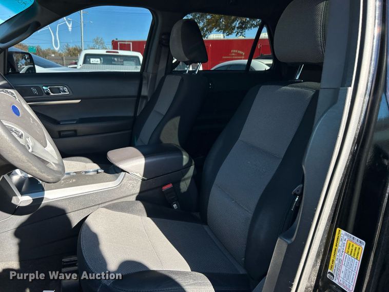 image for item OM9018 2014 Ford Explorer Police Interceptor  SUV