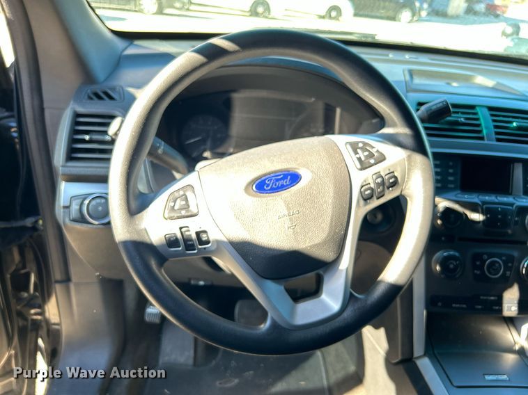 image for item OM9018 2014 Ford Explorer Police Interceptor  SUV