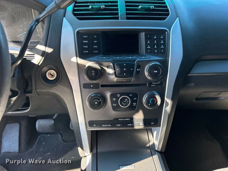 image for item OM9018 2014 Ford Explorer Police Interceptor  SUV