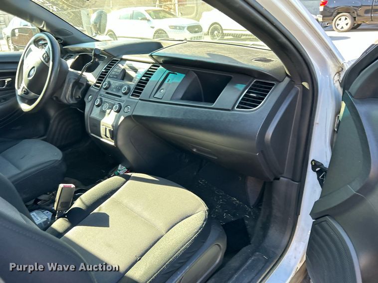 image for item OM9020 2014 Ford Taurus Police Interceptor