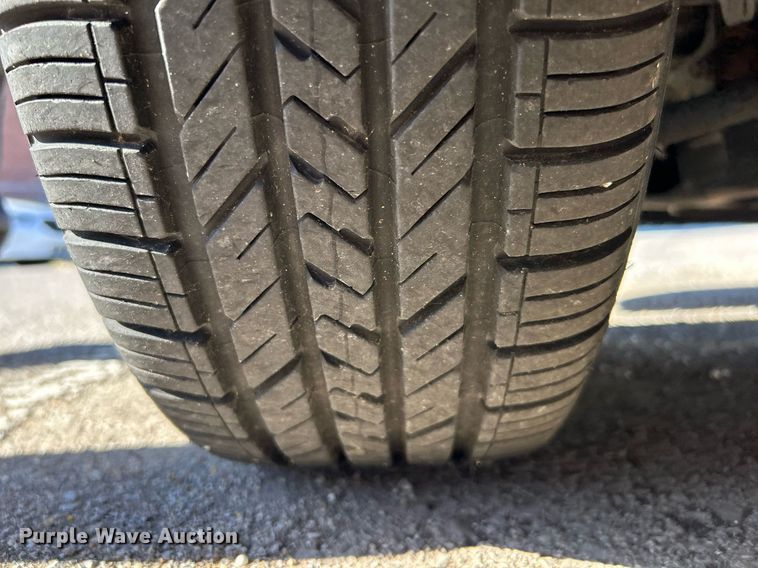 image for item OM9021 2004 Ford Taurus