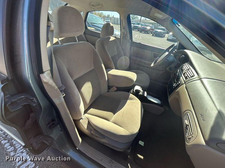 image for item OM9022 2006 Ford Taurus