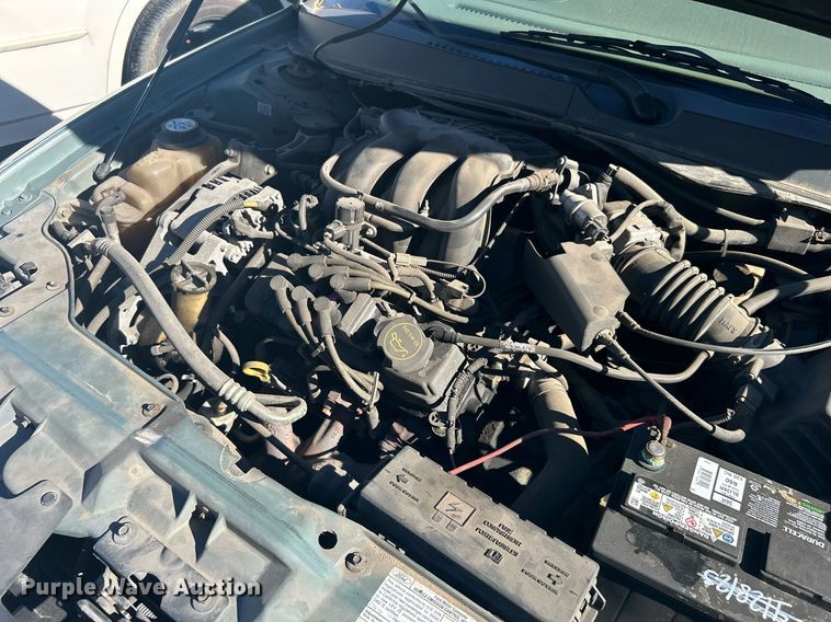 image for item OM9022 2006 Ford Taurus