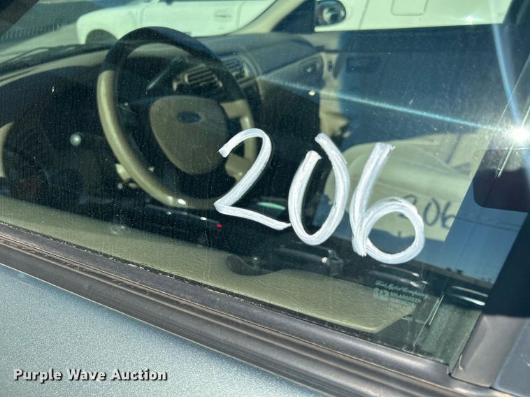 image for item OM9022 2006 Ford Taurus