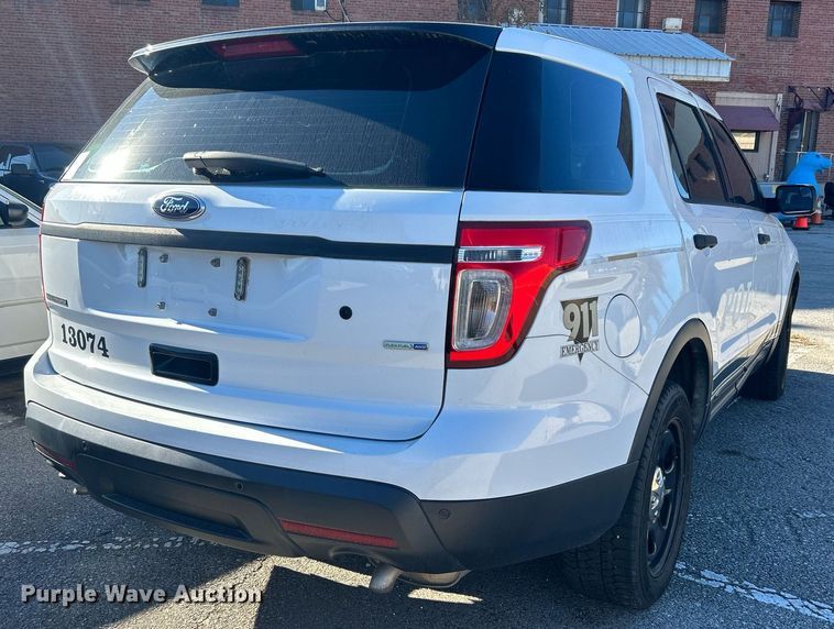 image for item OM9024 2013 Ford Explorer Police Interceptor  SUV