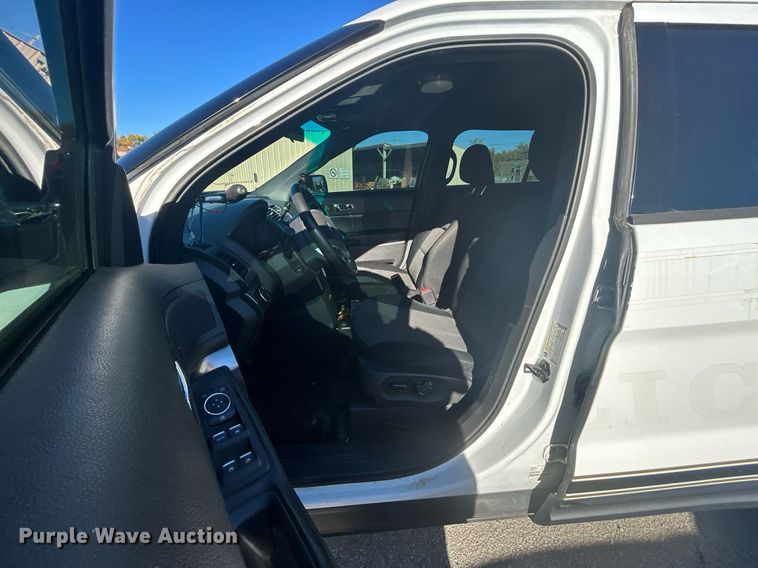 image for item OM9024 2013 Ford Explorer Police Interceptor  SUV