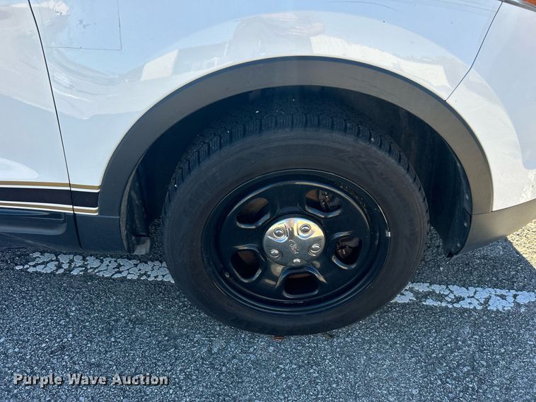 image for item OM9024 2013 Ford Explorer Police Interceptor  SUV