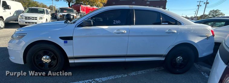 image for item OM9025 2013 Ford Taurus Police Interceptor