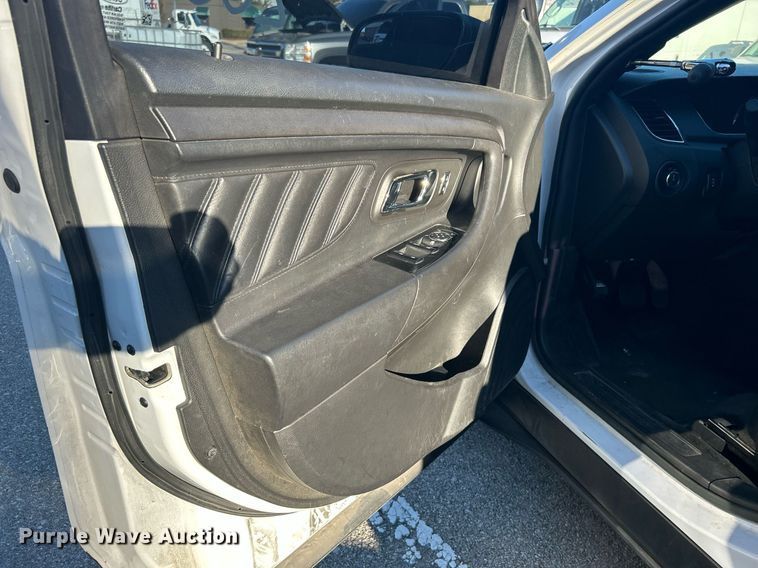 image for item OM9025 2013 Ford Taurus Police Interceptor