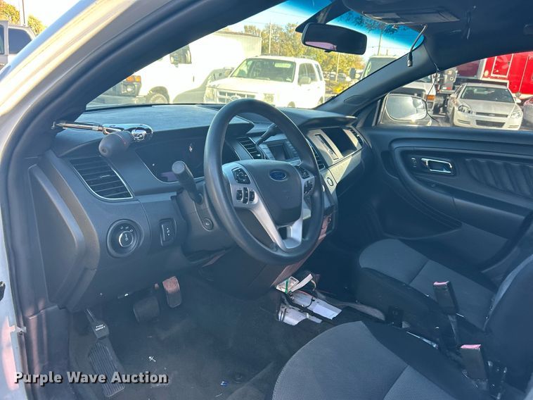 image for item OM9025 2013 Ford Taurus Police Interceptor