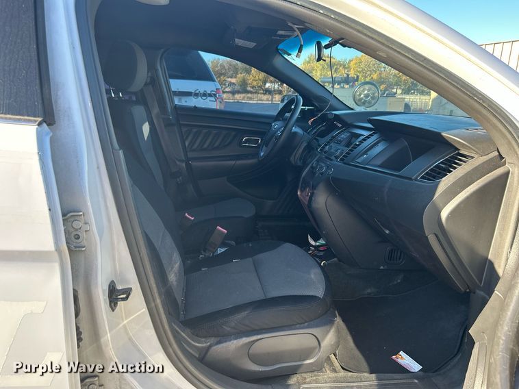 image for item OM9025 2013 Ford Taurus Police Interceptor