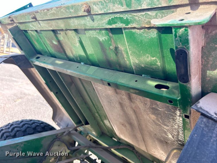 image for item OM9026 2006 John Deere Gator TS  utility vehicle