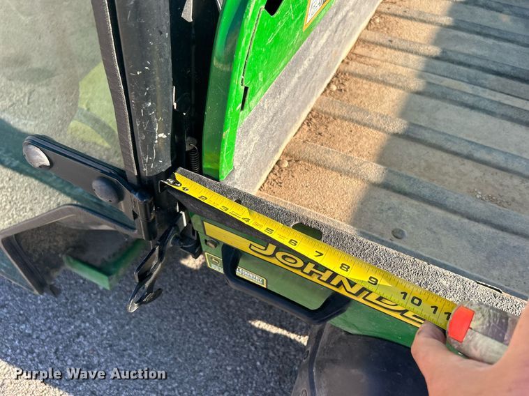 image for item OM9026 2006 John Deere Gator TS  utility vehicle