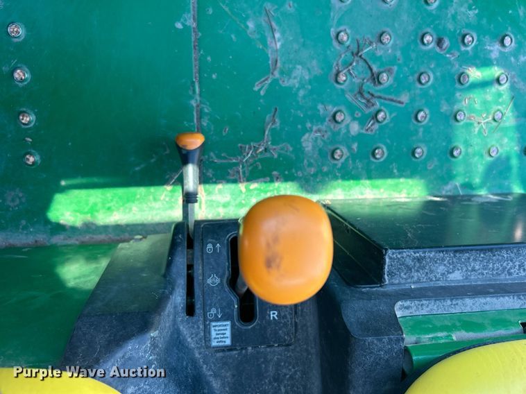 image for item OM9026 2006 John Deere Gator TS  utility vehicle