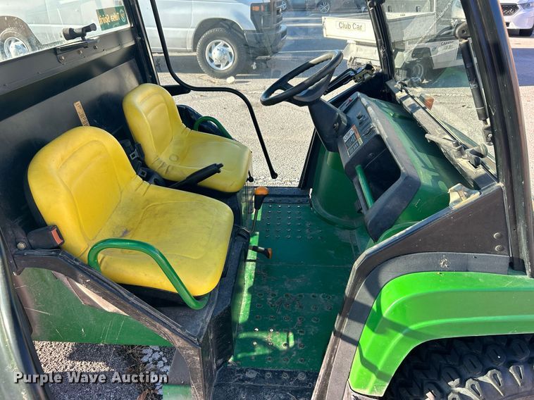 image for item OM9026 2006 John Deere Gator TS  utility vehicle
