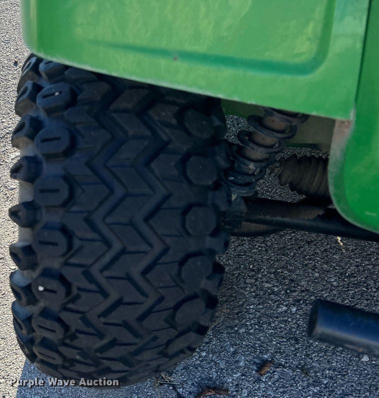 image for item OM9026 2006 John Deere Gator TS  utility vehicle