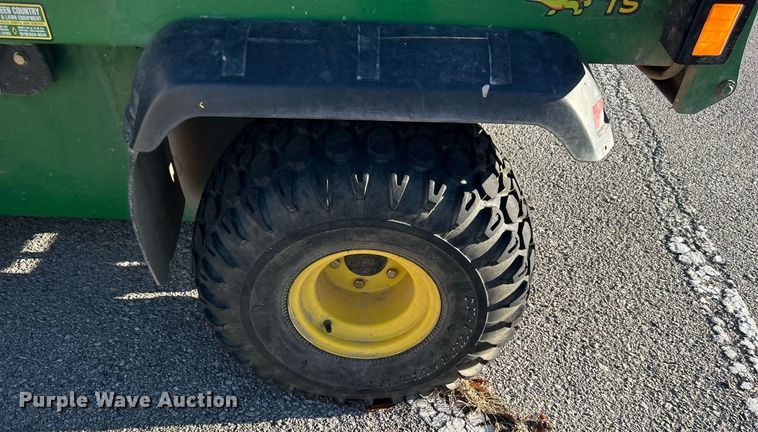 image for item OM9026 2006 John Deere Gator TS  utility vehicle