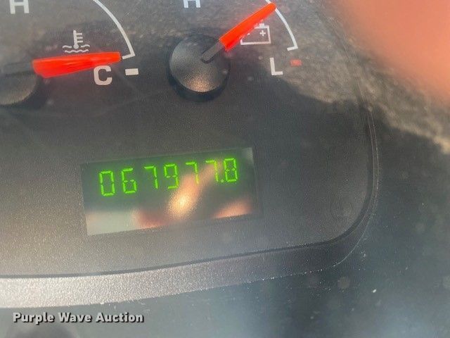 image for item OM9027 2008 Ford E350 Super Duty  van