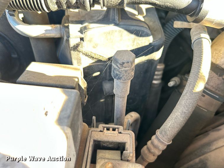 image for item OM9027 2008 Ford E350 Super Duty  van