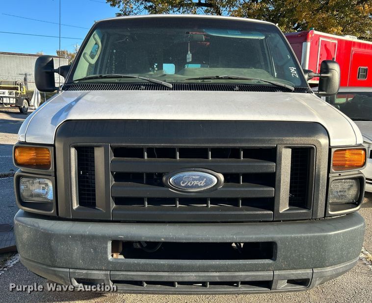 image for item OM9028 2009 Ford E150  van
