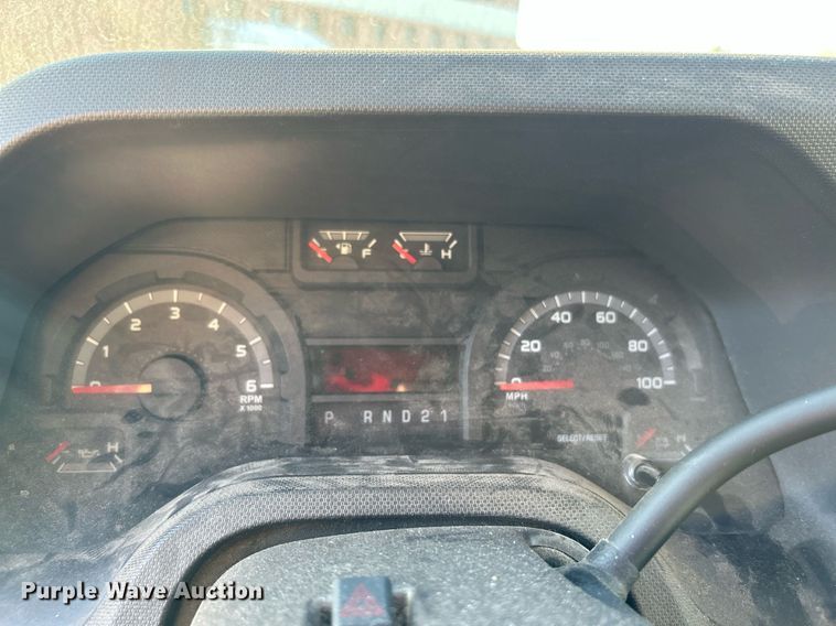 image for item OM9028 2009 Ford E150  van