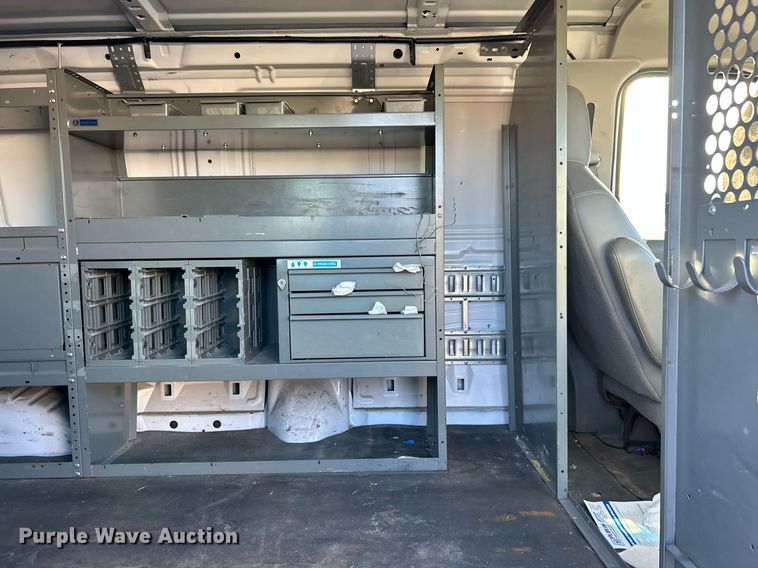 image for item OM9028 2009 Ford E150  van