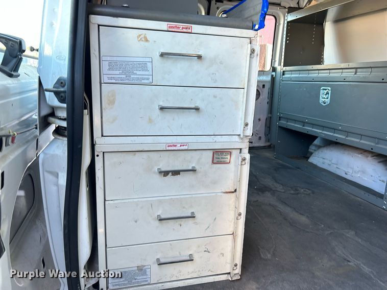 image for item OM9028 2009 Ford E150  van