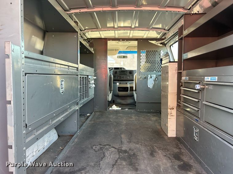 image for item OM9028 2009 Ford E150  van