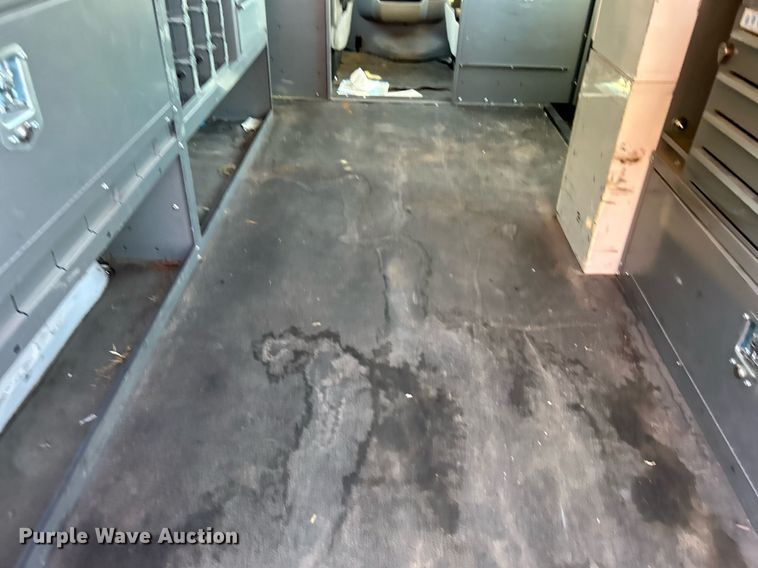 image for item OM9028 2009 Ford E150  van