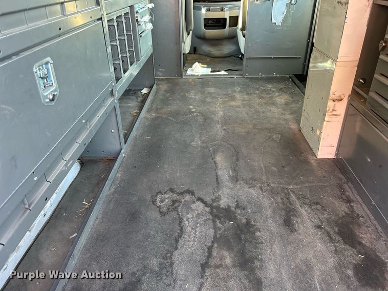 image for item OM9028 2009 Ford E150  van