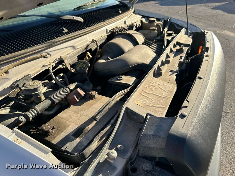 image for item OM9028 2009 Ford E150  van