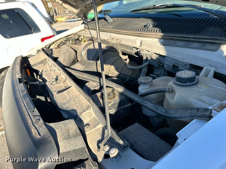 image for item OM9028 2009 Ford E150  van