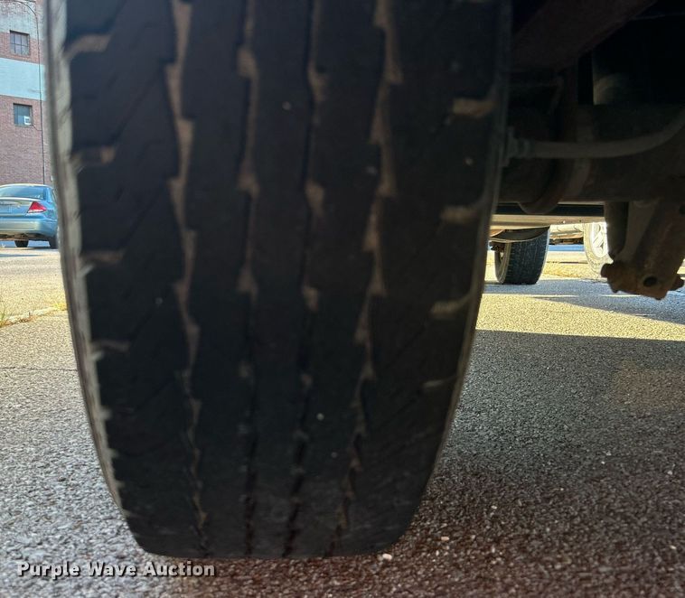 image for item OM9028 2009 Ford E150  van