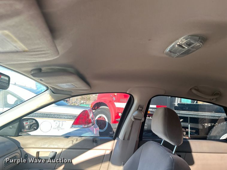 image for item OM9029 2004 Ford Taurus