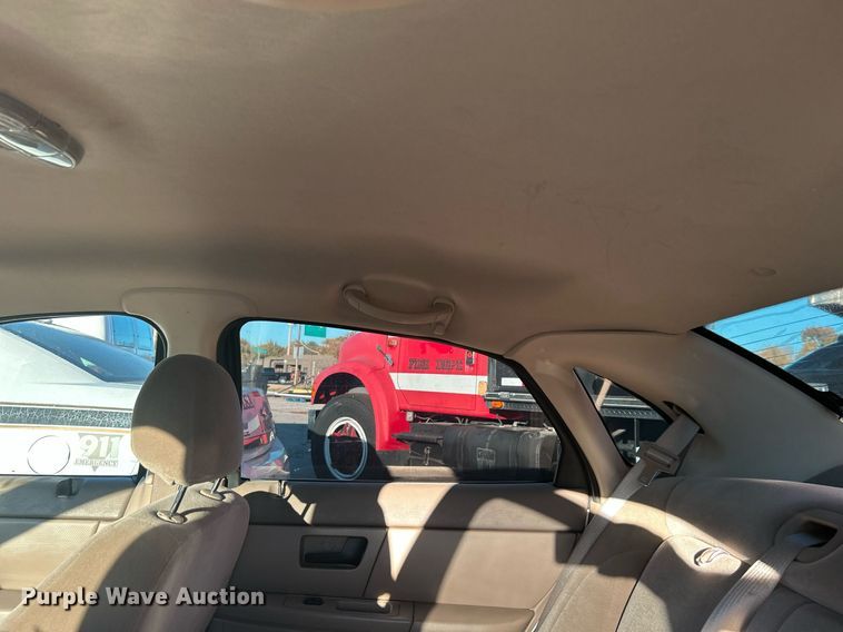 image for item OM9029 2004 Ford Taurus