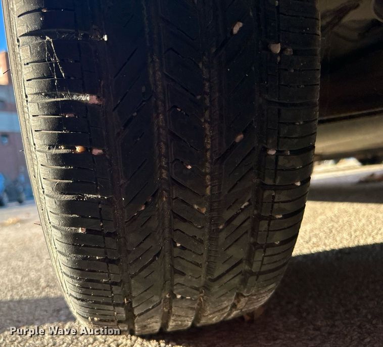 image for item OM9029 2004 Ford Taurus