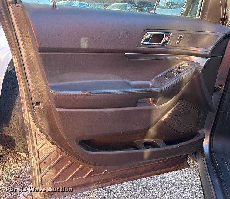 image for item OM9030 2014 Ford Explorer Police Interceptor  SUV