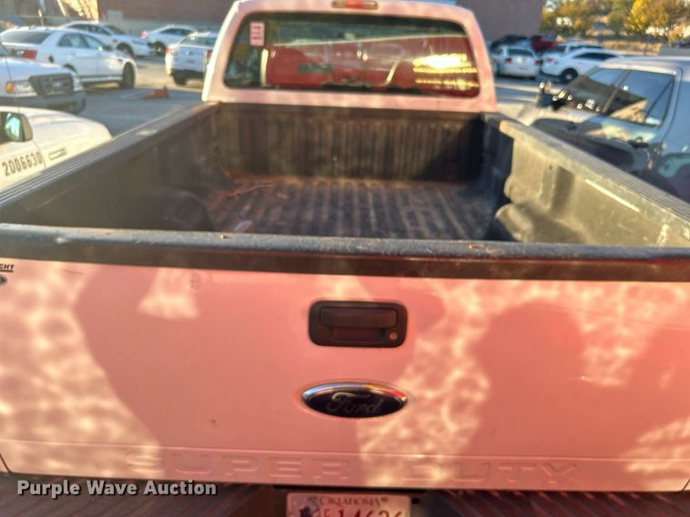 image for item OM9031 2010 Ford F250 Super Duty  SuperCab pickup truck