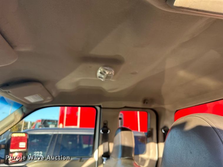 image for item OM9031 2010 Ford F250 Super Duty  SuperCab pickup truck