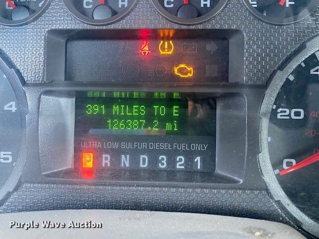 image for item OM9031 2010 Ford F250 Super Duty  SuperCab pickup truck