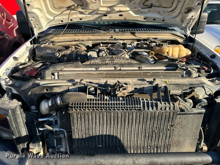 image for item OM9031 2010 Ford F250 Super Duty  SuperCab pickup truck