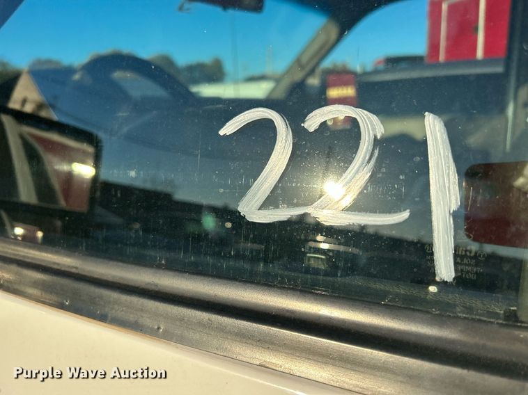 image for item OM9031 2010 Ford F250 Super Duty  SuperCab pickup truck