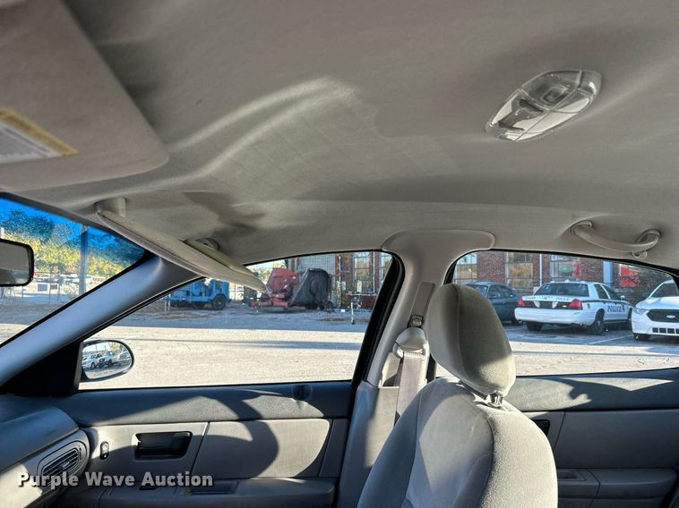 image for item OM9032 2006 Ford Taurus