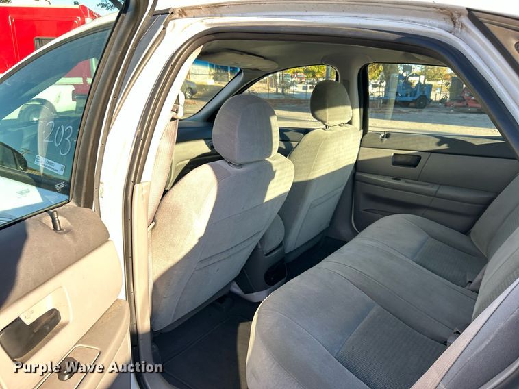 image for item OM9032 2006 Ford Taurus